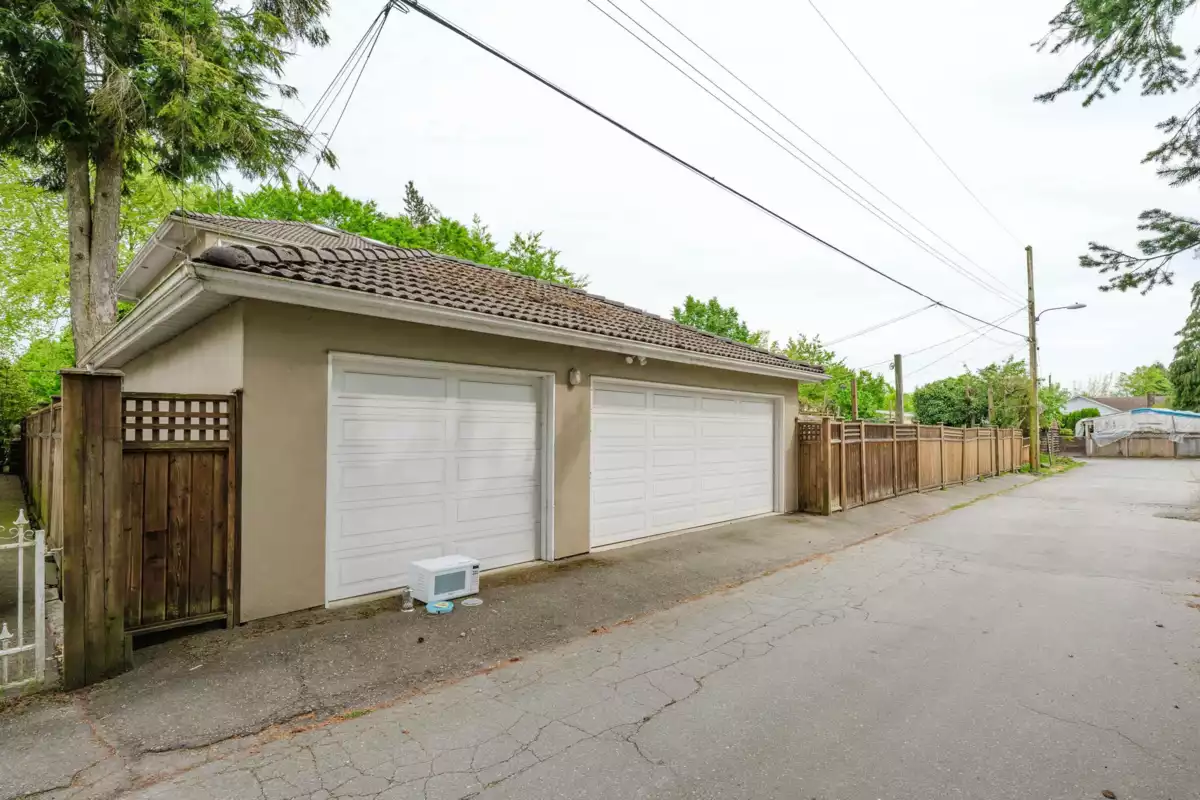 Fitness Center Photo Near 6271 Arlington Street, Vancouver, BC