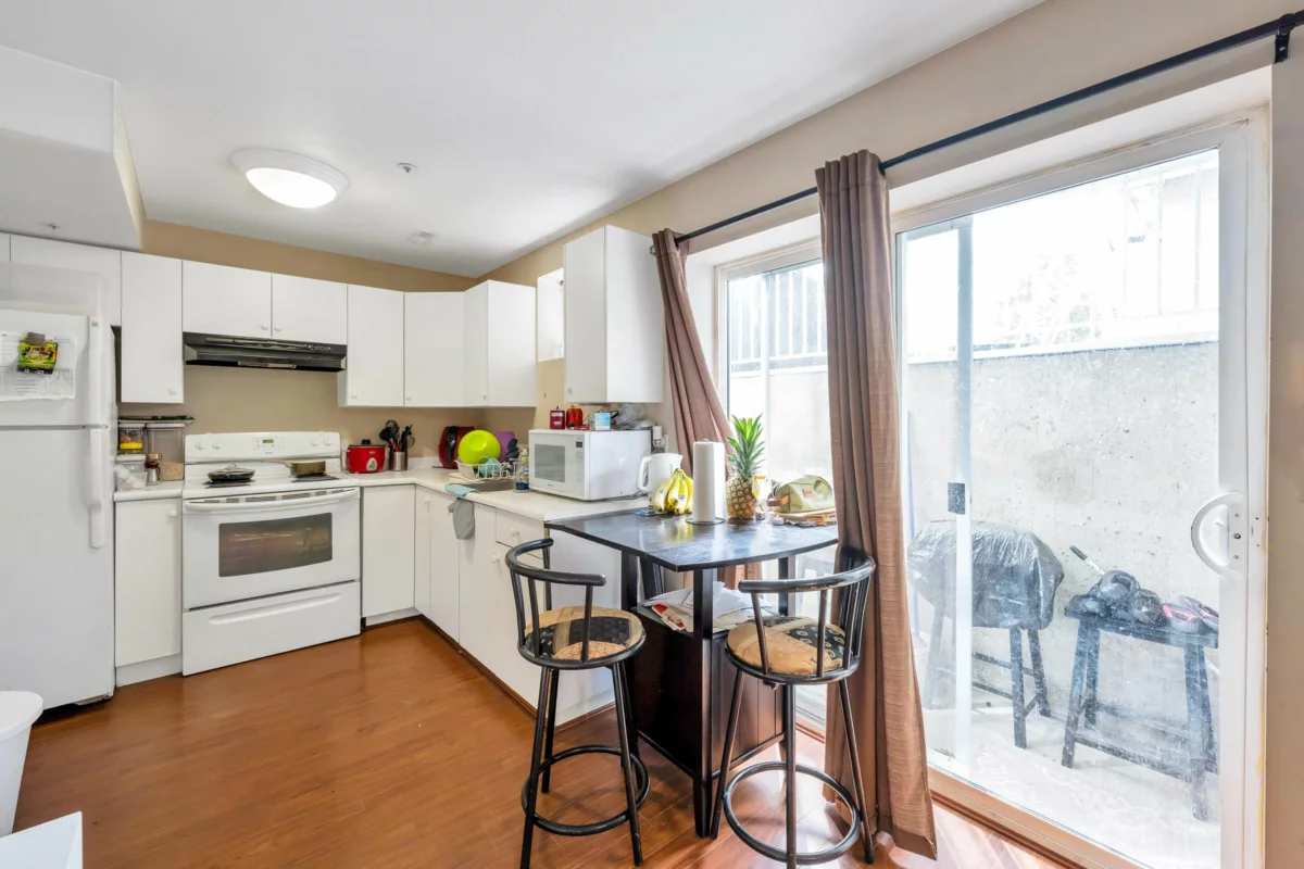 Garden / Landscaping Photo of 6271 Arlington Street, Vancouver, BC