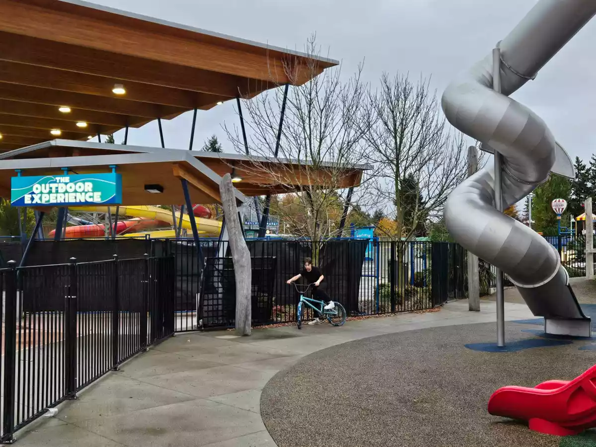 Breakfast Nook Photo of 255 27411 28 Avenue, Langley, BC