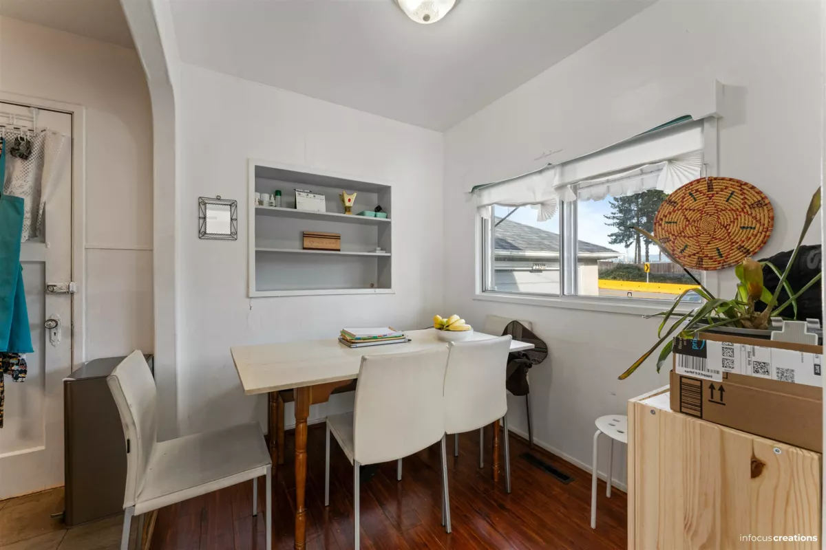 Basement Recreation Room Photo of 23311 Westminster Highway, Richmond, BC