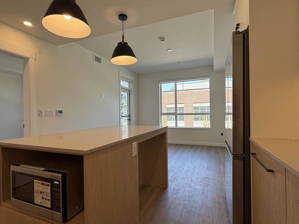 Kitchen Photo of 204 27218 Aldergrove Town Centre Drive, Langley, BC