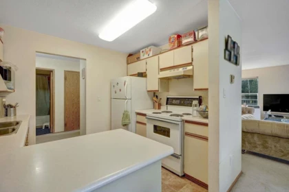Walk-In Closet Photo of 104 2750 Fuller Street, Abbotsford, BC
