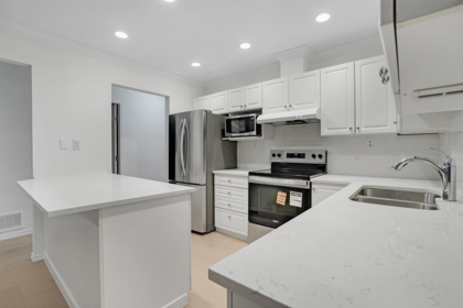 Mudroom Photo of 55 6885 184 Street, Surrey, BC