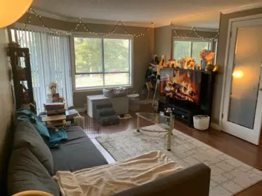 202 1750 Augusta Avenue, Burnaby, BC, Burnaby — Apartment/Condo for sale