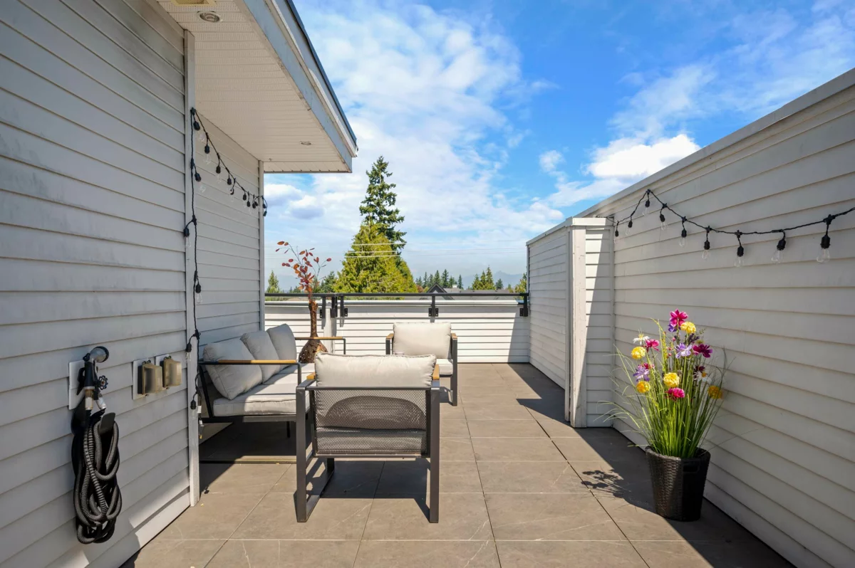 Backyard Photo of 20 16337 23a Avenue, Surrey, BC