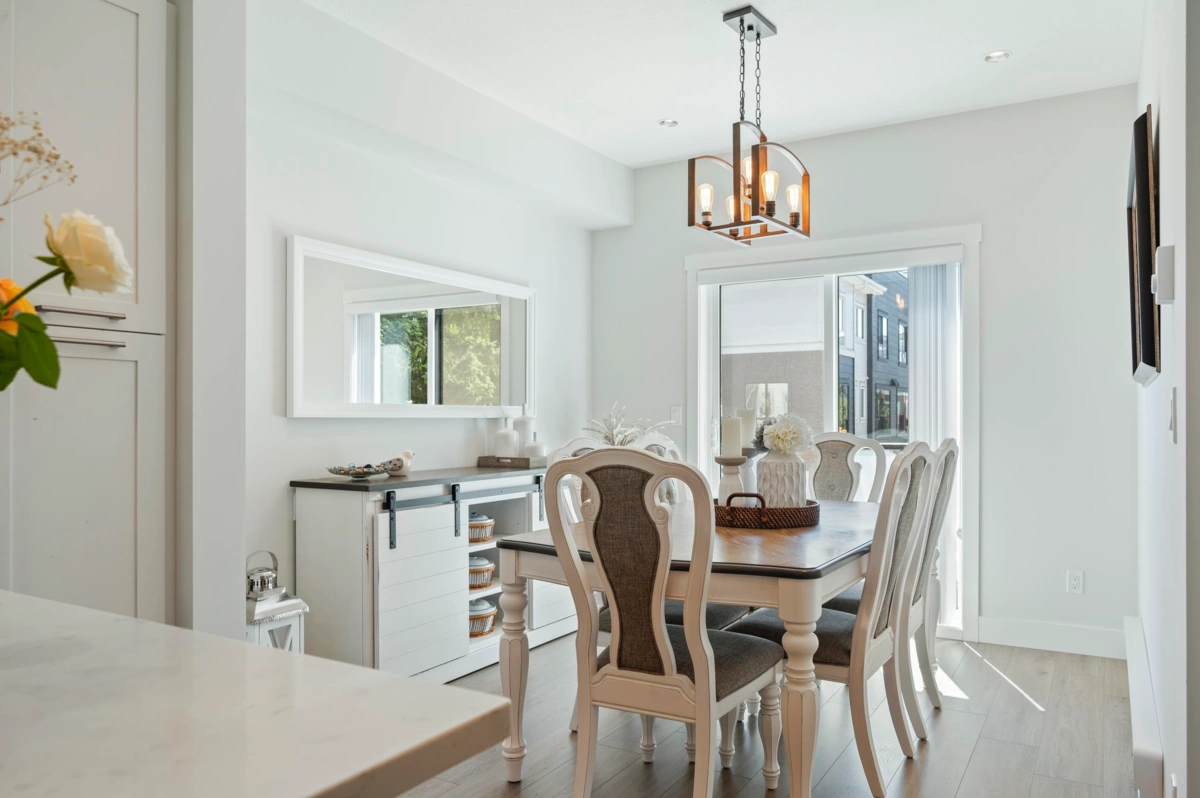 Breakfast Nook Photo of 20 16337 23a Avenue, Surrey, BC