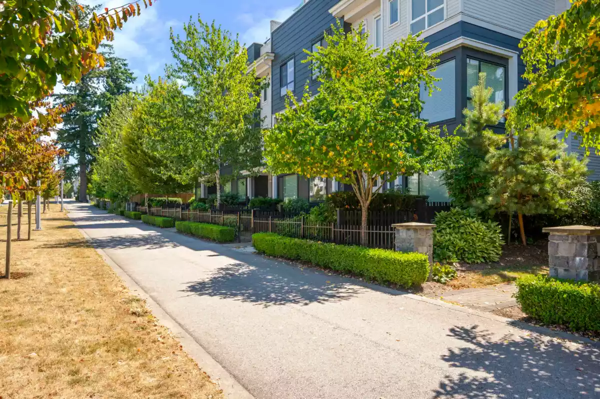 Community Amenities Photo (Clubhouse) of 20 16337 23a Avenue, Surrey, BC