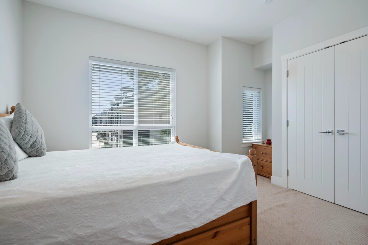 Hallway Photo of 20 16337 23a Avenue, Surrey, BC