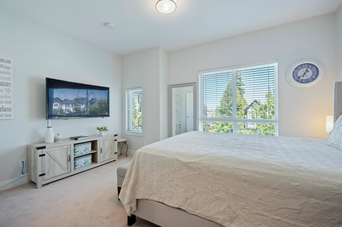 Loft / Bonus Room Photo of 20 16337 23a Avenue, Surrey, BC