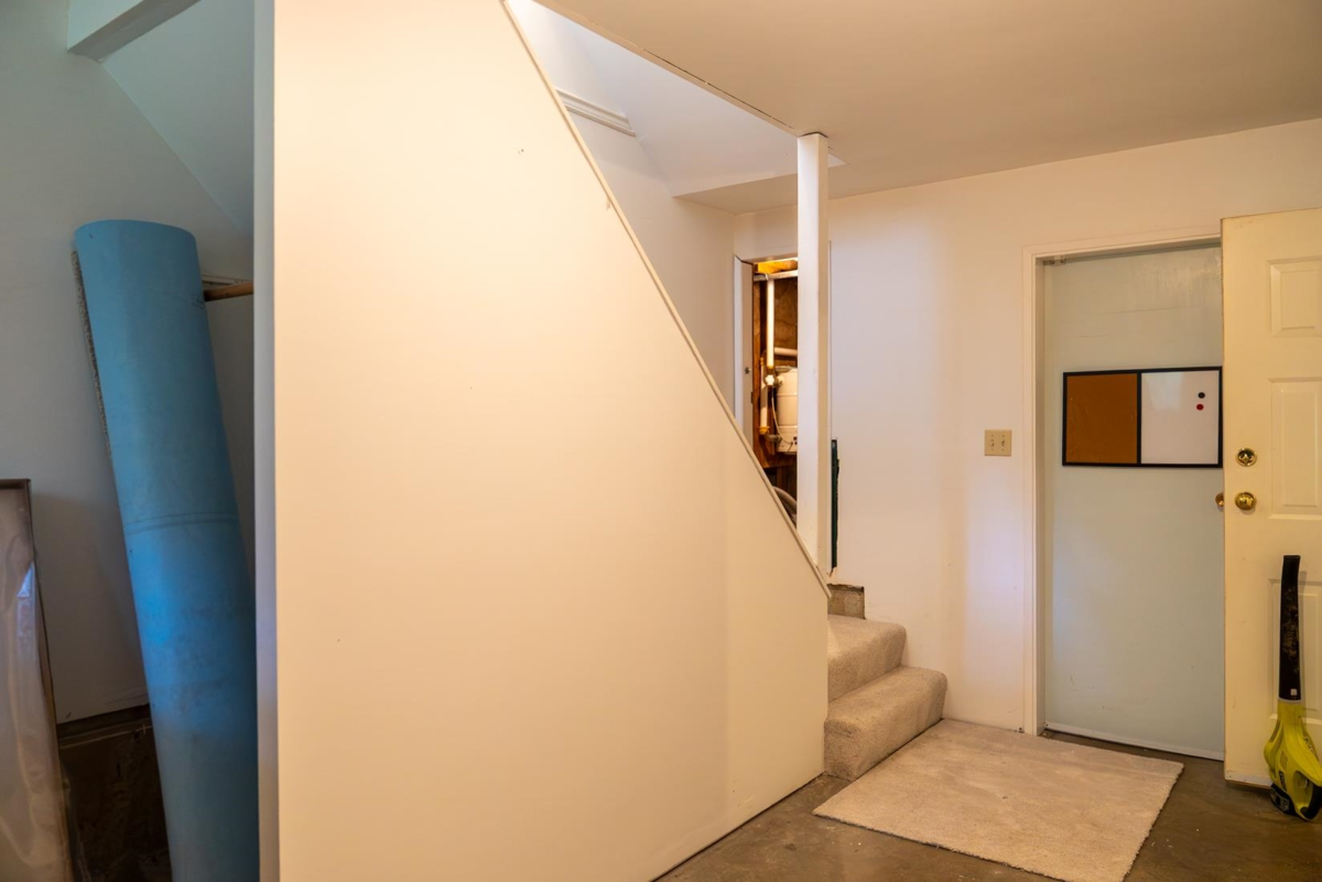 Backyard Photo of 37150 Schooner Way, Pender Island, BC