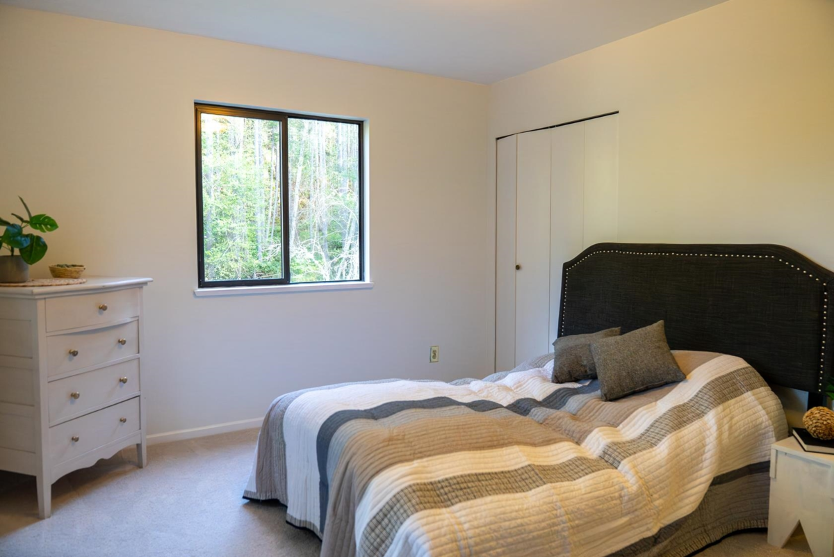 Office / Den Photo of 37150 Schooner Way, Pender Island, BC