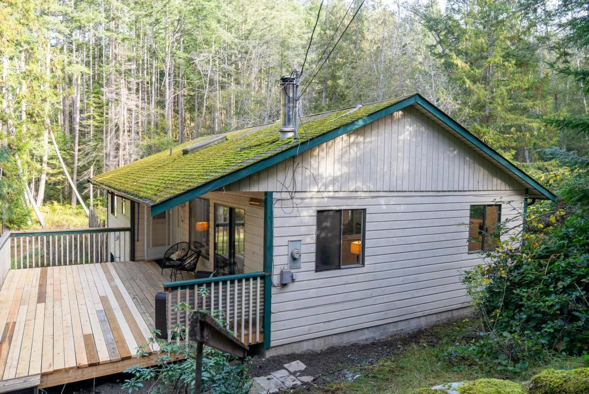 Swimming Pool Photo of 37150 Schooner Way, Pender Island, BC