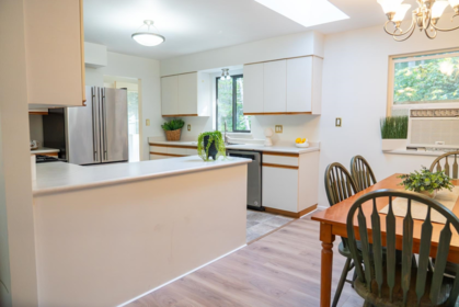 Breakfast Nook Photo of 37150 Schooner Way, Pender Island, BC