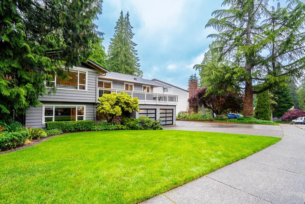 Living Room Photo of 9005 Collings Way, Delta, BC
