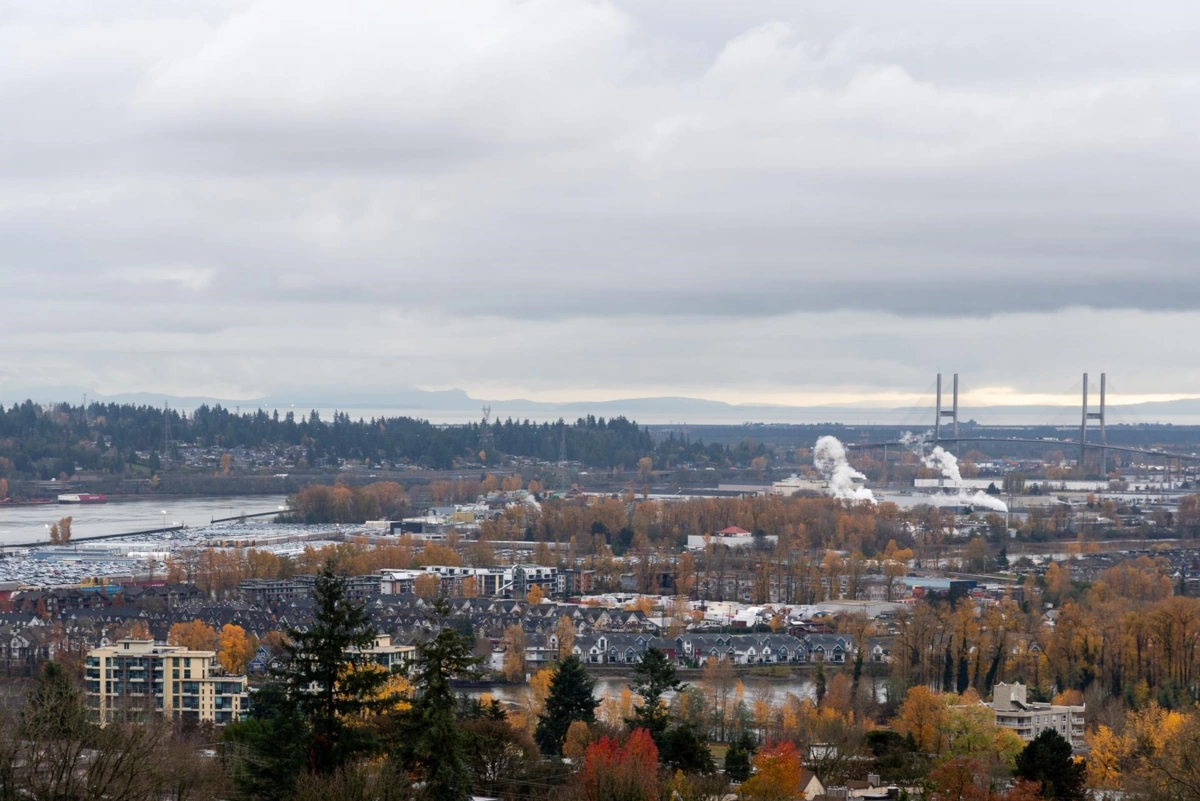 Backyard Photo of 1701 720 Hamilton Street, New Westminster, BC