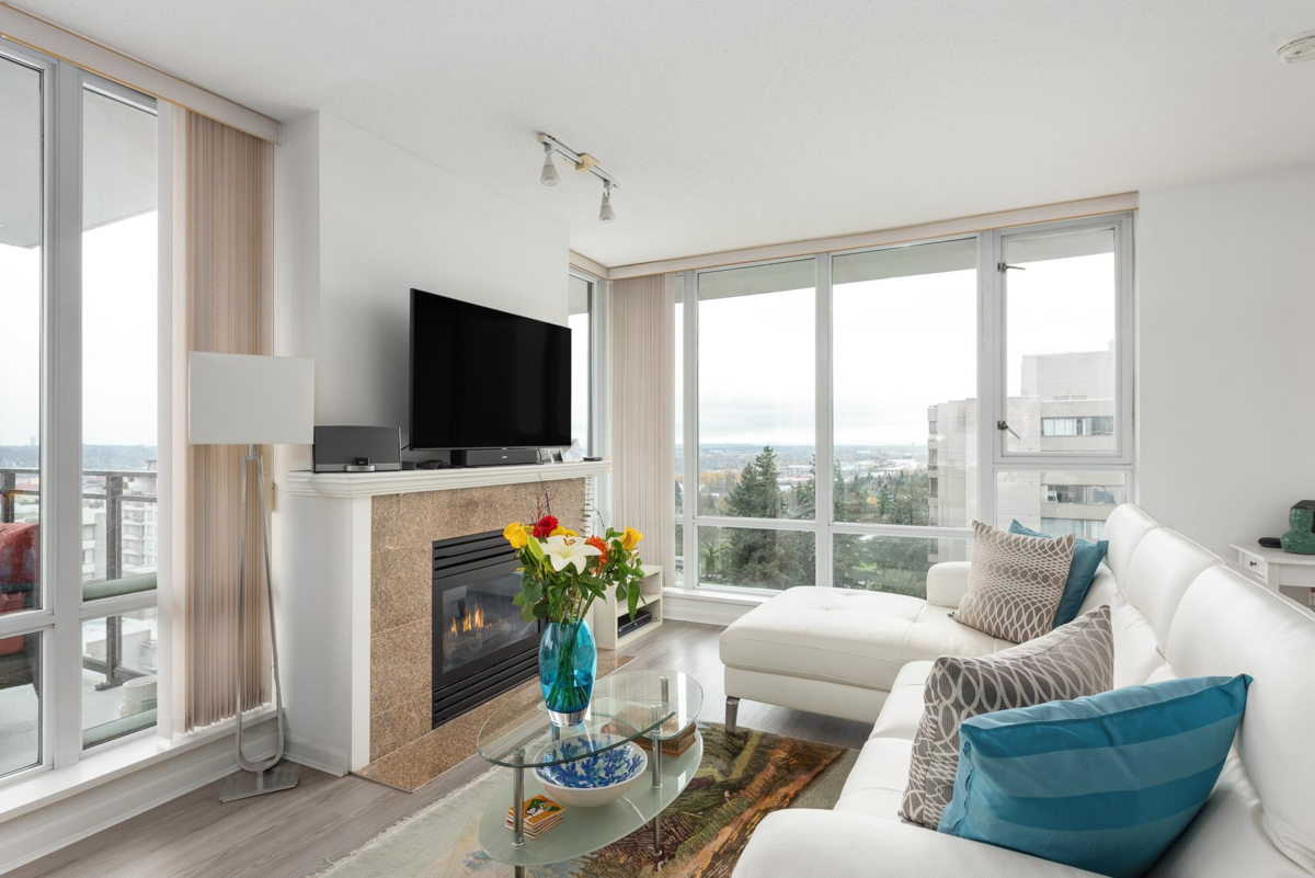 Living Room Photo of 1701 720 Hamilton Street, New Westminster, BC