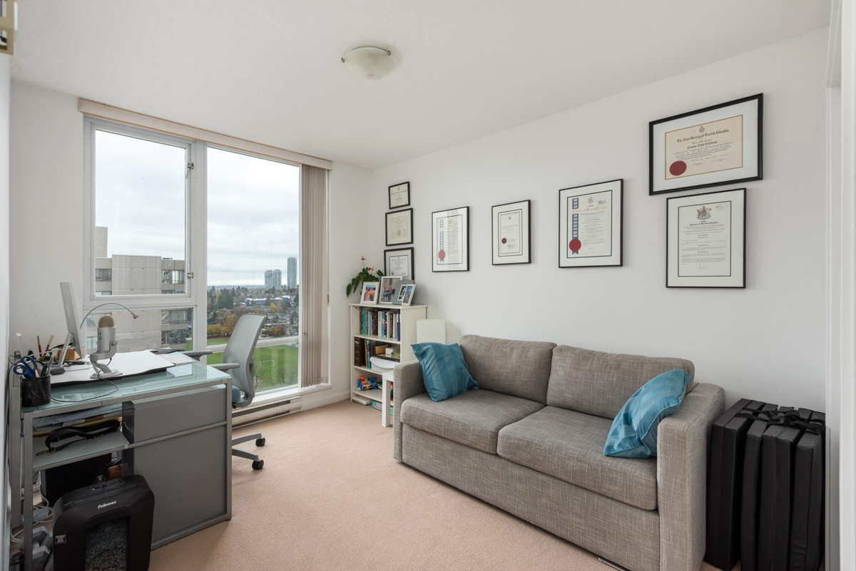 Powder Room Photo of 1701 720 Hamilton Street, New Westminster, BC