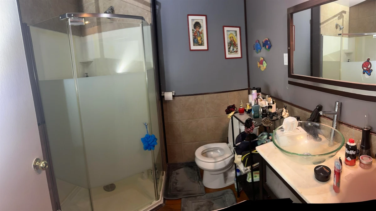 Powder Room Photo of 10956 128a Street, Surrey, BC