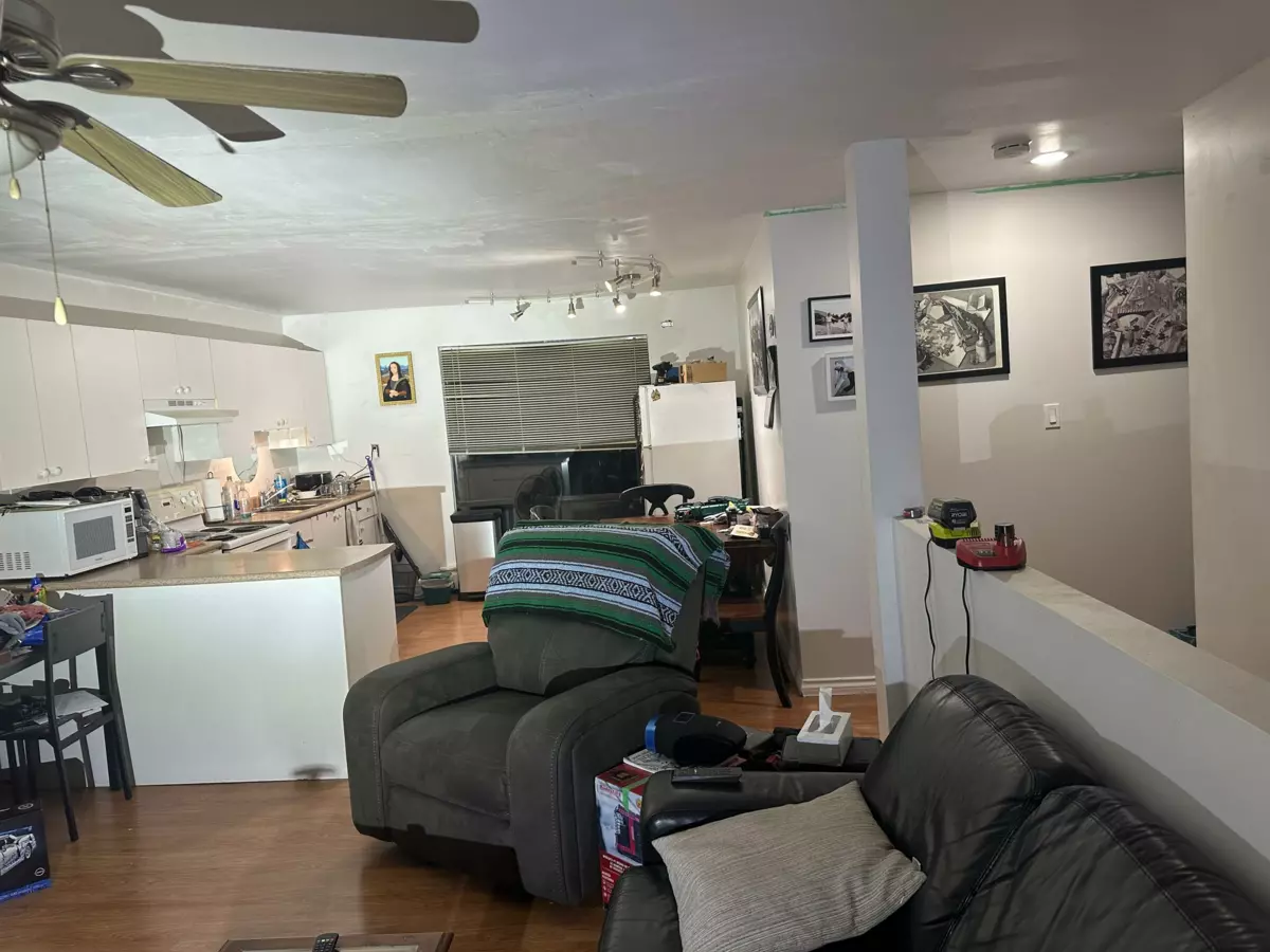 Walk-In Closet Photo of 10956 128a Street, Surrey, BC