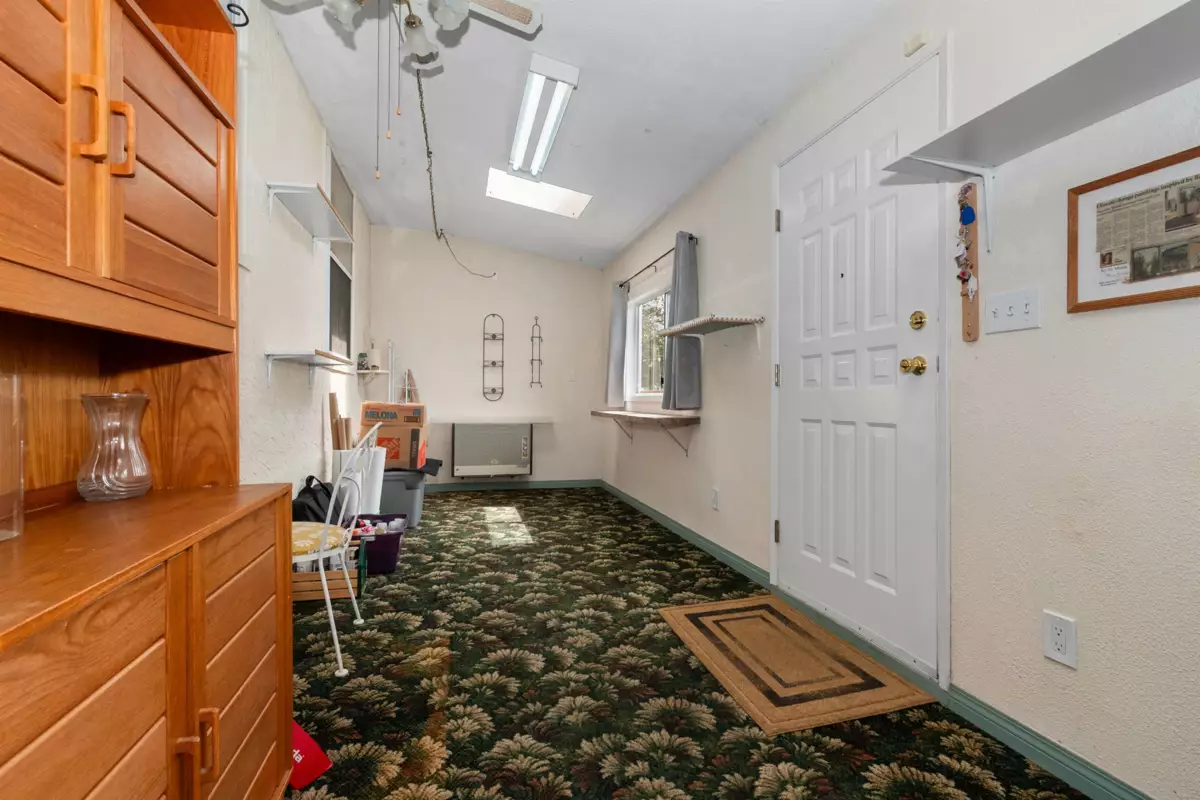 Basement Recreation Room Photo of 46186 Gore Avenue, Chilliwack, BC