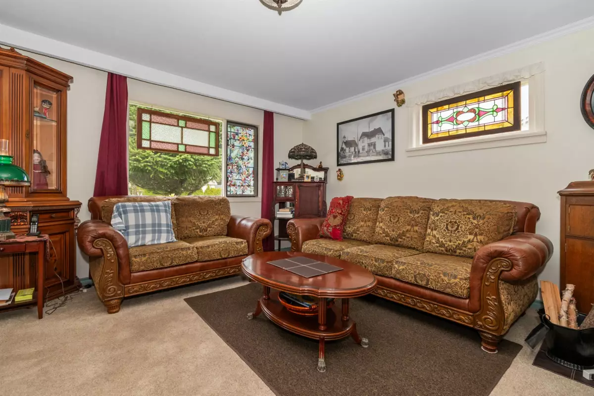 Dining Area Photo of 46186 Gore Avenue, Chilliwack, BC