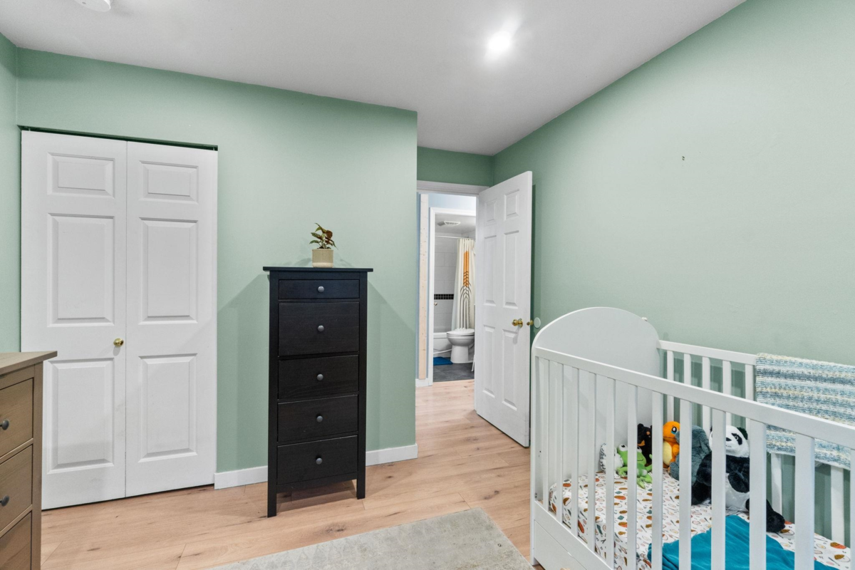 Bedroom 4 Photo of 102 1689 E 4th Avenue, Vancouver, BC