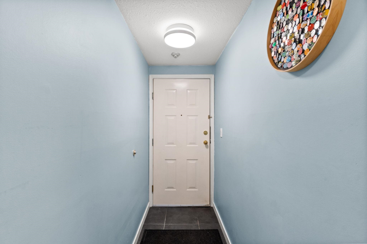 Office / Den Photo of 102 1689 E 4th Avenue, Vancouver, BC