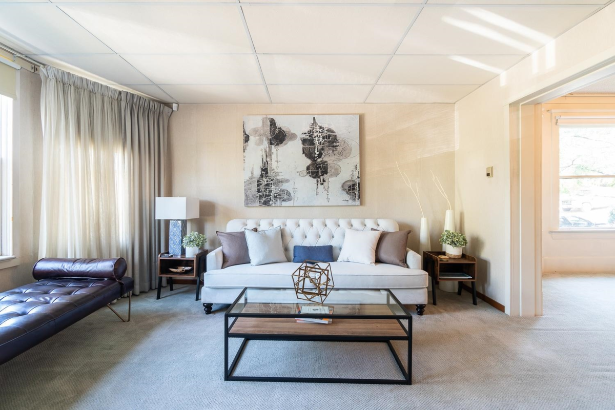 Primary Bathroom Photo of 498 E 5th Avenue, Vancouver, BC