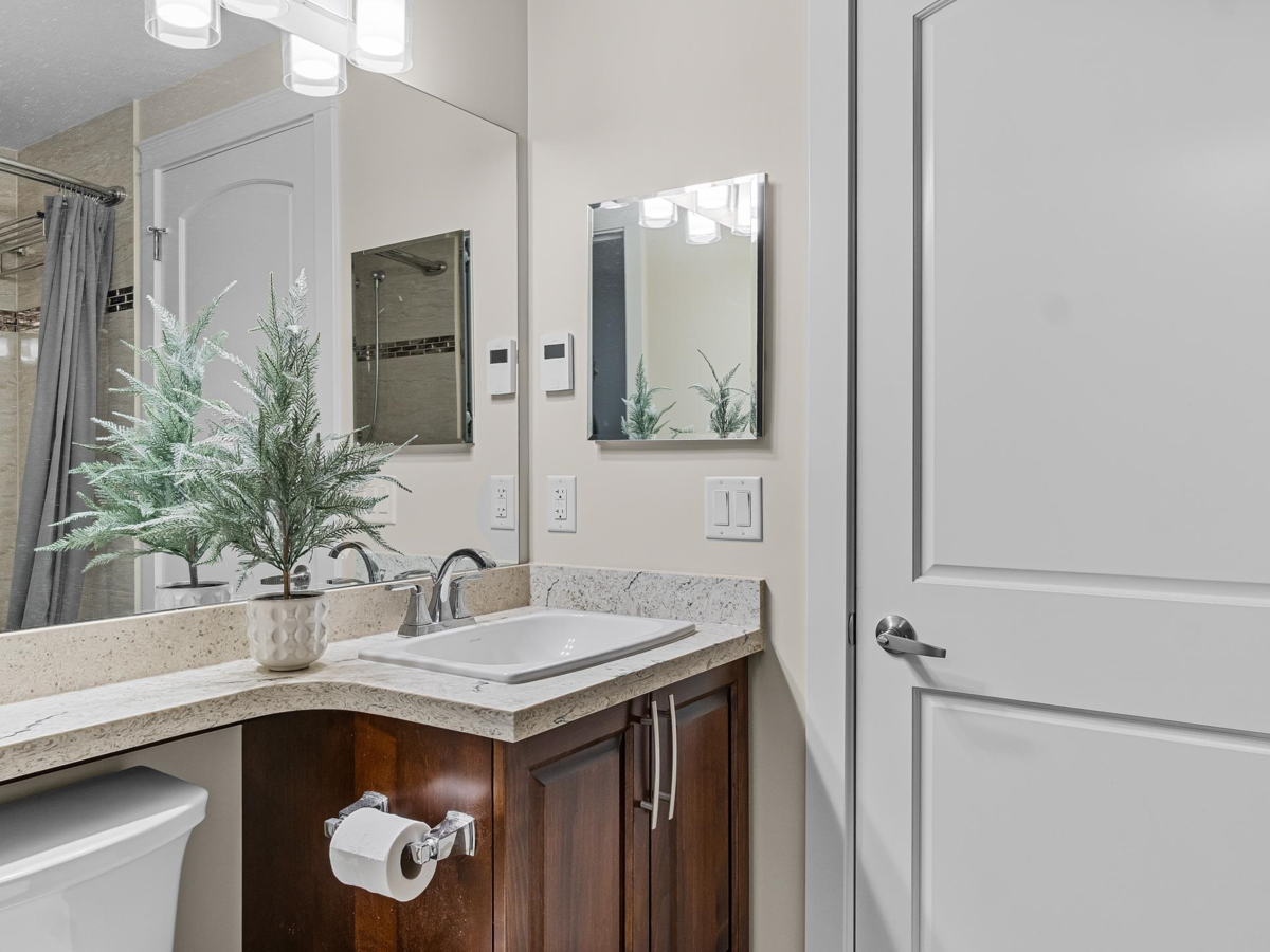 Entry Foyer Photo of A113 20716 Willoughby Town Centre Drive, Langley, BC