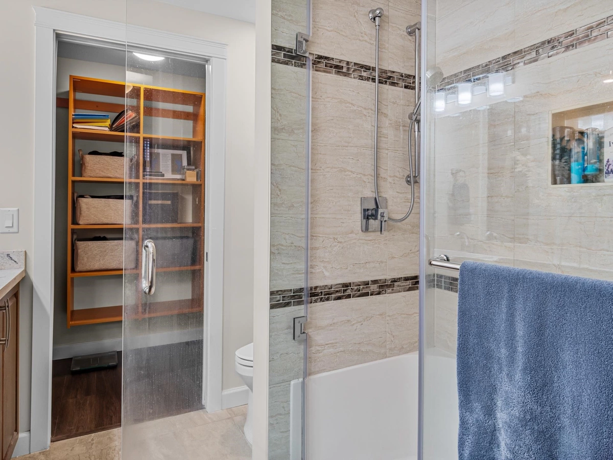 Guest Bathroom Photo of A113 20716 Willoughby Town Centre Drive, Langley, BC