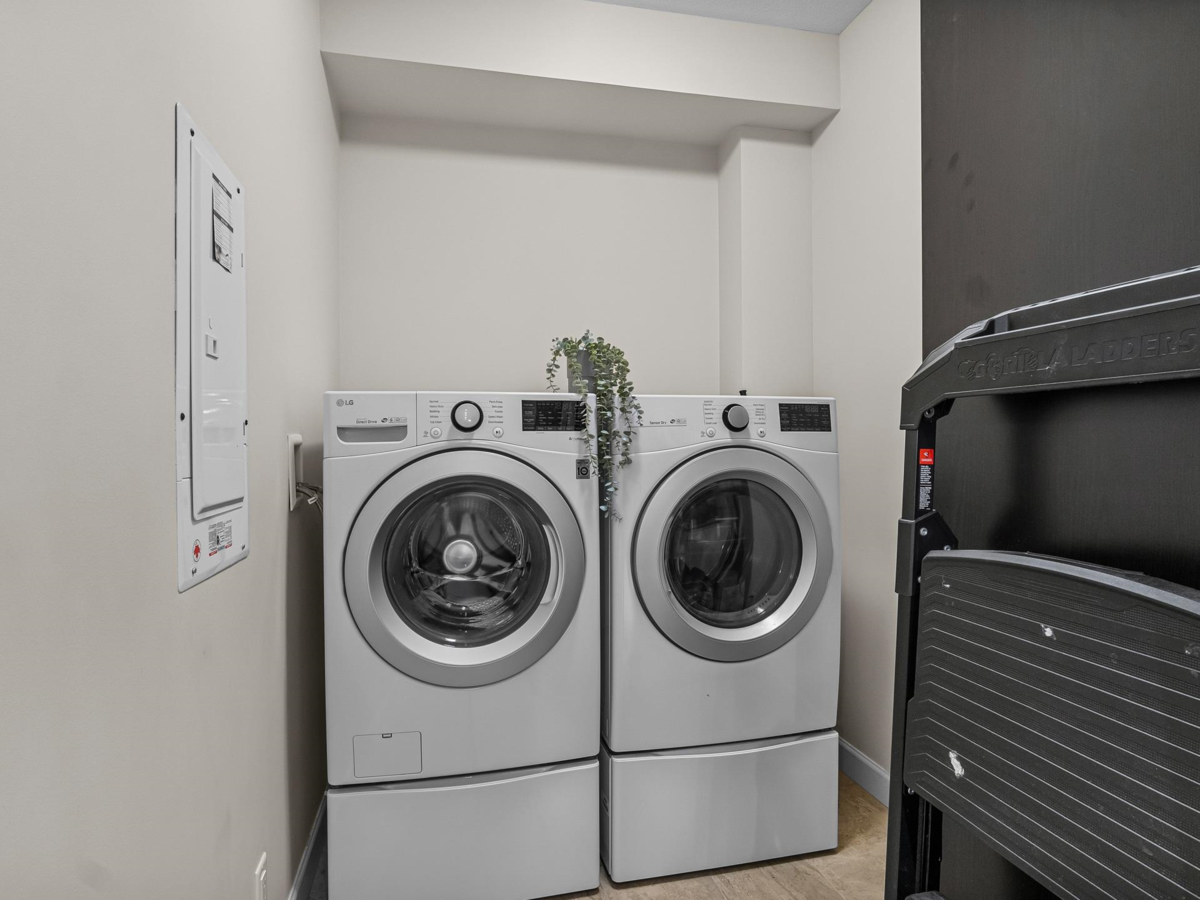 Kitchen Photo of A113 20716 Willoughby Town Centre Drive, Langley, BC