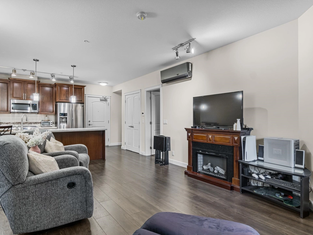 Primary Bedroom Photo of A113 20716 Willoughby Town Centre Drive, Langley, BC