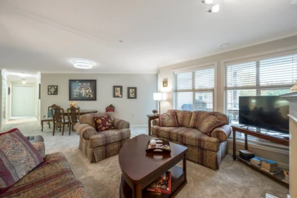 209 15350 19a Avenue, Surrey, BC, Surrey — Apartment/Condo for sale