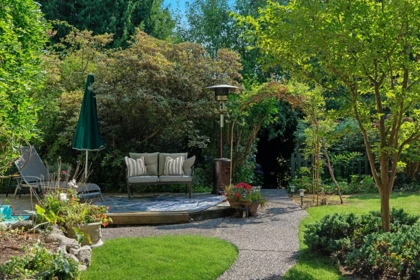 1376 11th Street, West Vancouver, BC, Sentinel Hill — 5 bed single family residence for sale