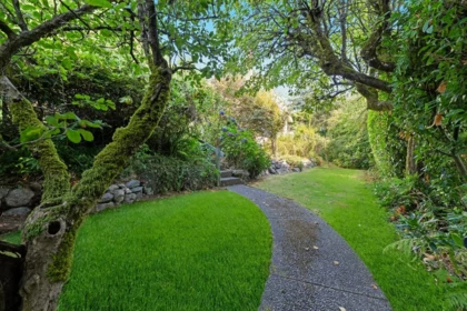 Outdoor Patio Photo of 1376 11th Street, West Vancouver, BC