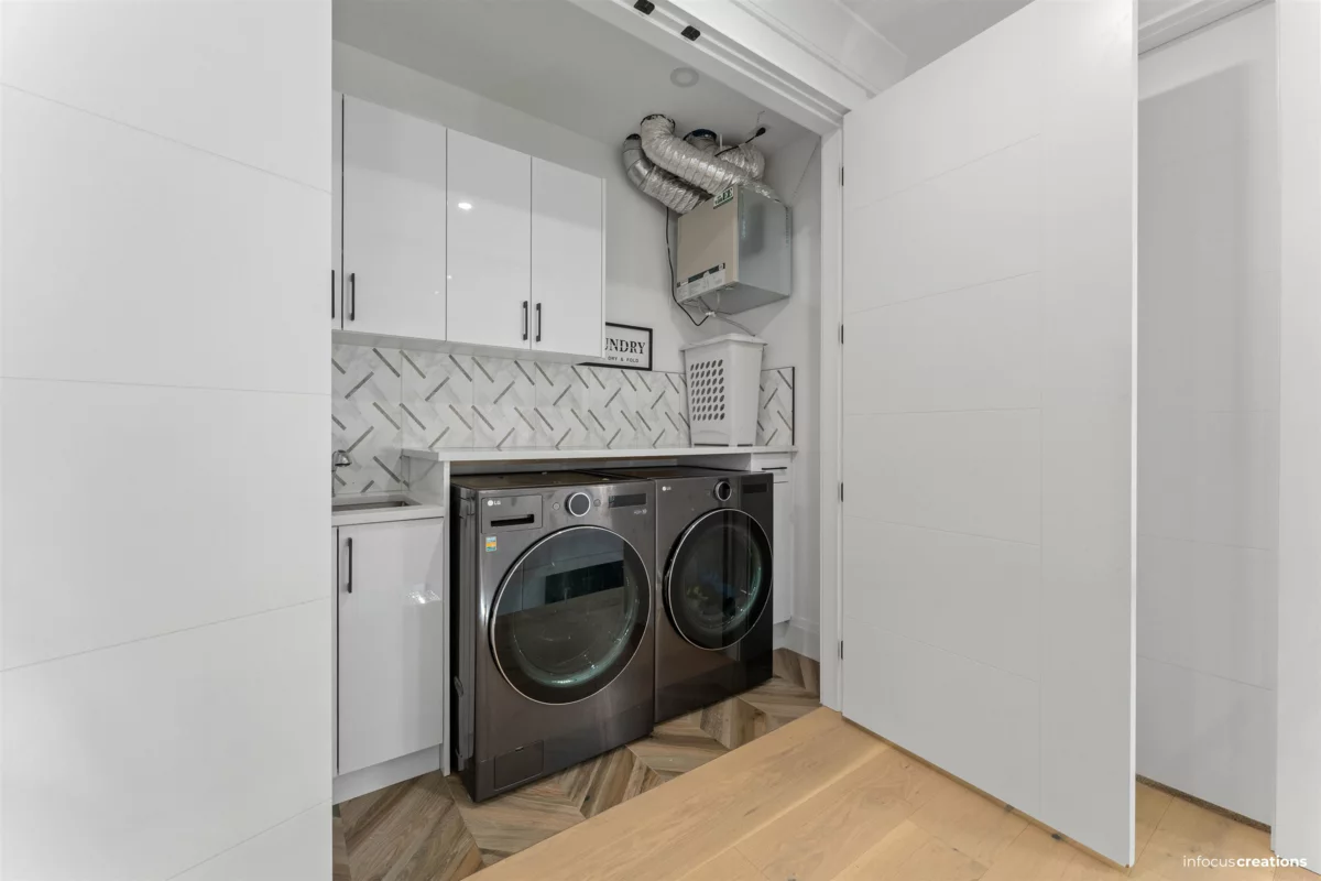 Outdoor Patio Photo of 7555 140a Street, Surrey, BC