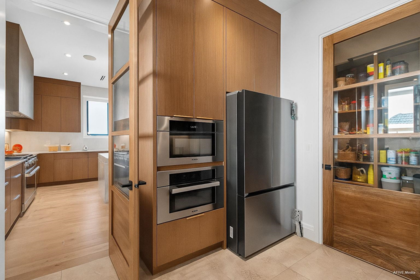 Walk-In Closet Photo of 9376 164 Street, Surrey, BC