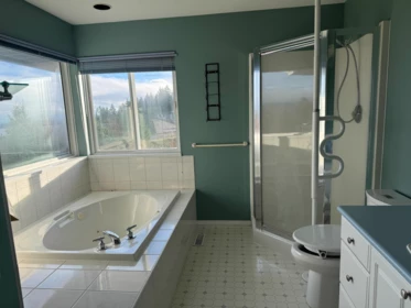 Breakfast Nook Photo of 522 Eaglecrest Drive, Gibsons, BC