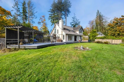 Family Room Photo of 1901 East Road, No City Value, BC