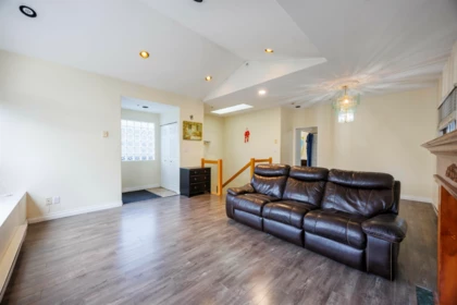 Kitchen Photo of 4774 Knight Street, Vancouver, BC