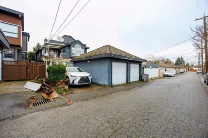 Swimming Pool Photo of 4774 Knight Street, Vancouver, BC