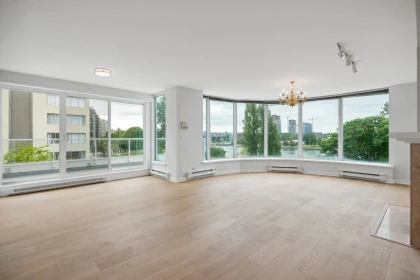 Breakfast Nook Photo of 5A 1403 Beach Avenue, Vancouver, BC