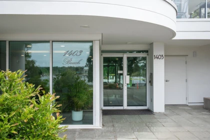 5A 1403 Beach Avenue, Vancouver, BC