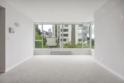 Mudroom Photo of 5A 1403 Beach Avenue, Vancouver, BC