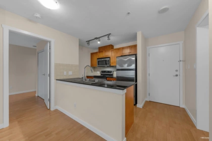 603 415 E Columbia Street, New Westminster, BC, New Westminster — Apartment/Condo for sale