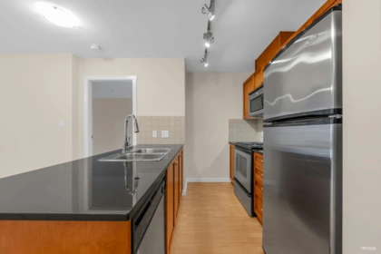 603 415 E Columbia Street, New Westminster, BC, New Westminster — Apartment/Condo for sale