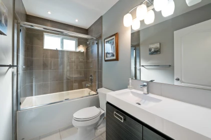 Guest Bathroom Photo of 7923 Topper Drive, Mission, BC