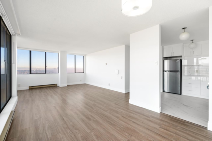 1702 6540 Burlington Avenue, Burnaby, BC, Burnaby — Apartment/Condo for sale