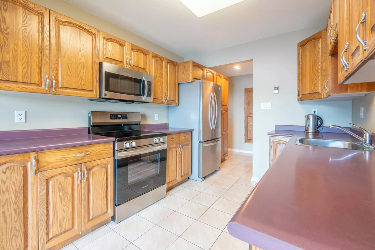 Breakfast Nook Photo of 6343 Marmot Road, Sechelt, BC