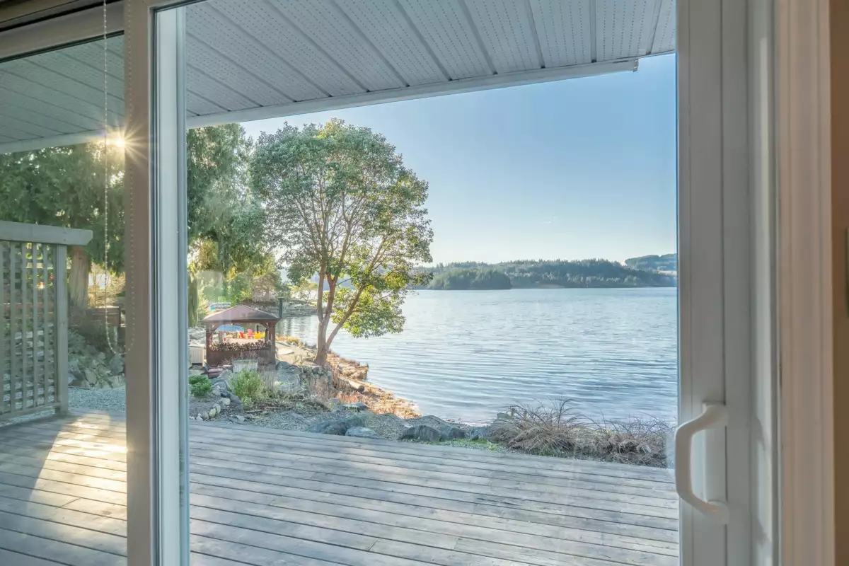 Laundry Room Photo of 6343 Marmot Road, Sechelt, BC